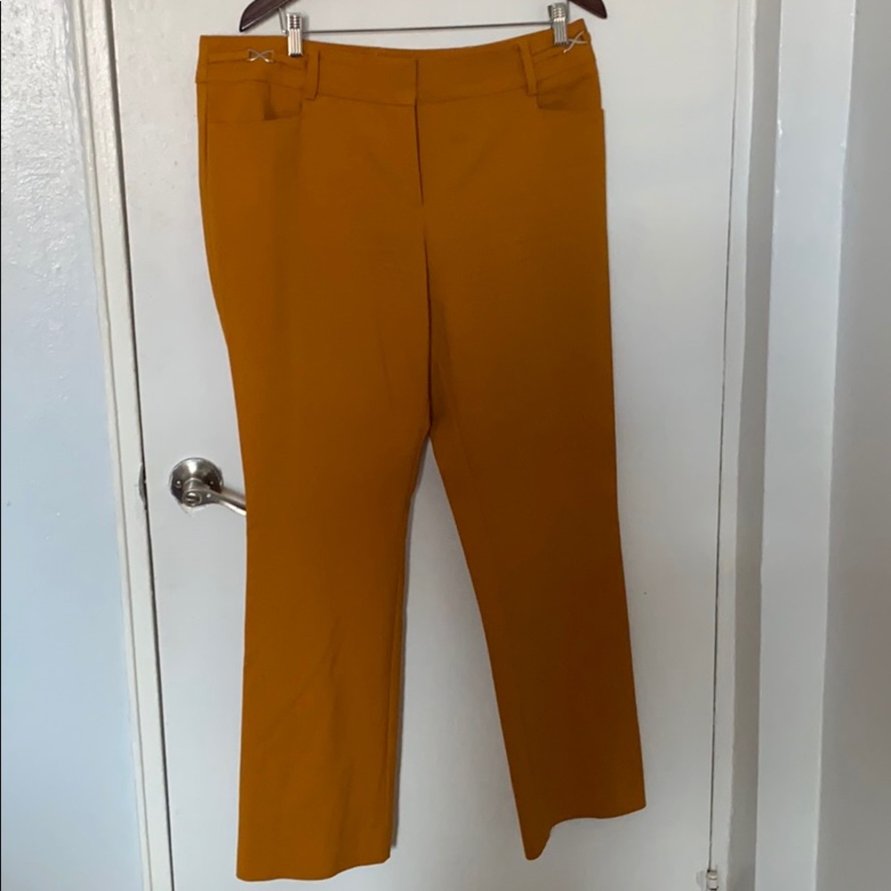 Wide leg trousers